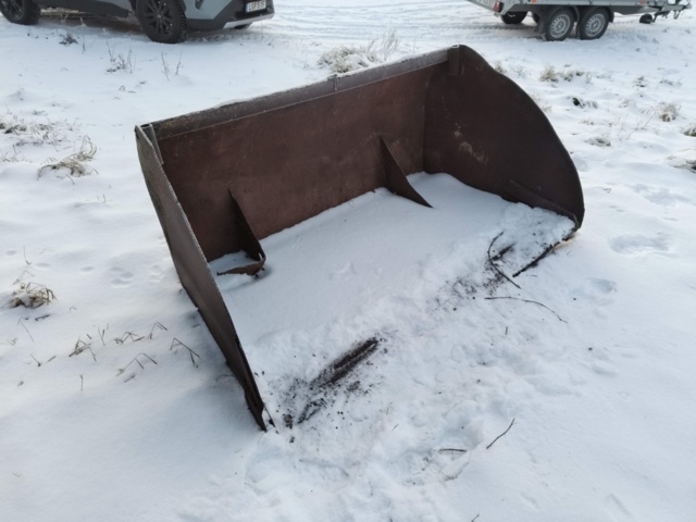 Material bucket small-BM - PS Auction - We value the future - Largest ...