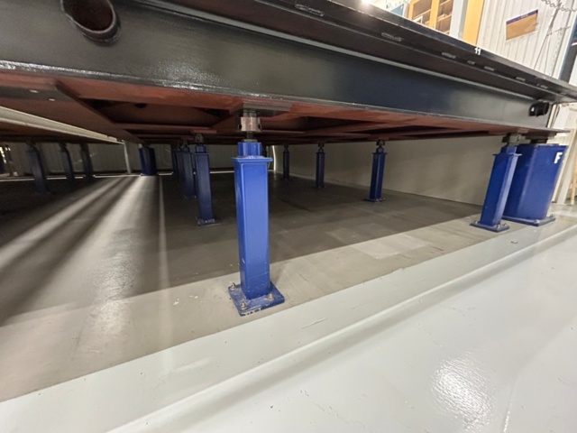 1411398-17 Industriell planskiva 6x3,5 m