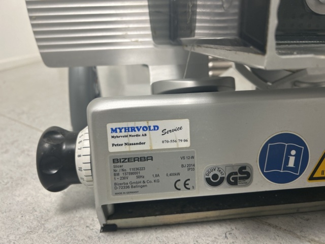 1429968-3 Professionell påläggs-/charkskärare