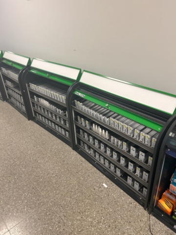 1429971-8 Refrigerated display cooler/self-service cooler