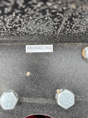 1321186-10 Dala-klippen DGC300 S60 -2025 Ny