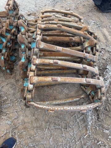 1321188-6 Skogsband Olofsfors  OF 710/55x26,5  2st (1st par)