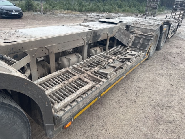 1321191-21 Lastbil Dunderbygge Scania R500LB8X4HNB -2011