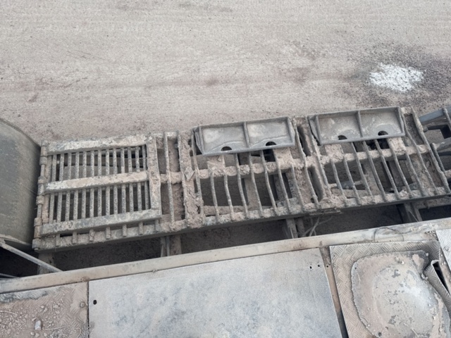 1321191-22 Lastbil Dunderbygge Scania R500LB8X4HNB -2011