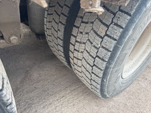 1321191-32 Lastbil Dunderbygge Scania R500LB8X4HNB -2011