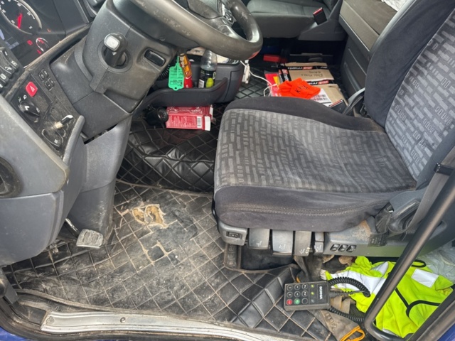 1321191-44 Lastbil Dunderbygge Scania R500LB8X4HNB -2011