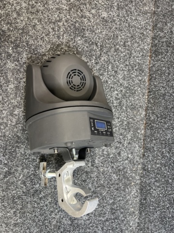 1447408-2 Scenljusarmatur Moving Head Light