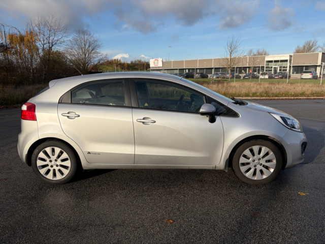1447492-6 Kia Rio 5-dörrar 1.2 CVVT Manuell, 84hk, 2014