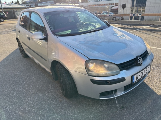 1444624-3 Volkswagen Golf 5-dörrar 1.6 FSI Manuell - 2004