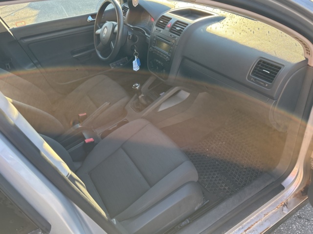 1444624-37 Volkswagen Golf 5-dörrar 1.6 FSI Manuell - 2004