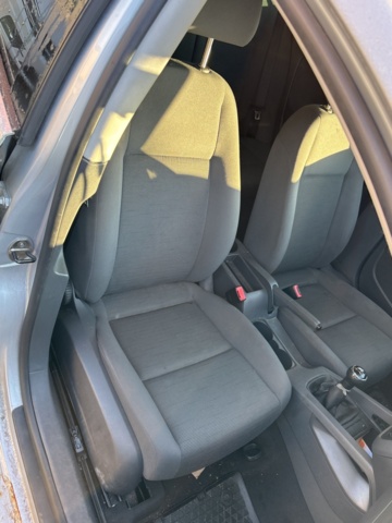 1444624-38 Volkswagen Golf 5-dörrar 1.6 FSI Manuell - 2004