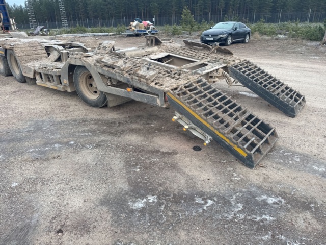 1321191-56 Lastbil Dunderbygge Scania R500LB8X4HNB -2011