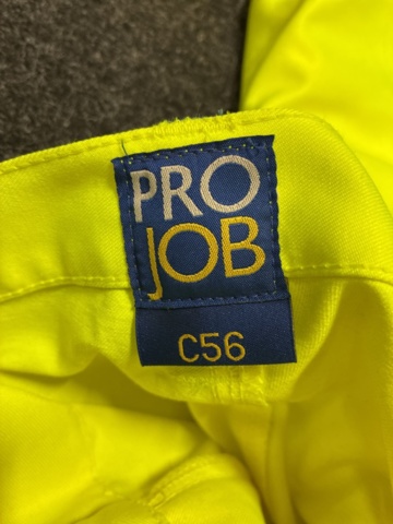 1447338-5 4 pcs protective shorts