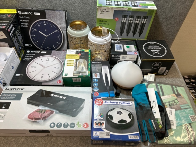 1436322-3 Boxes 12 pcs with mixed products