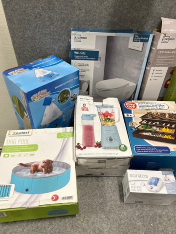 1436324-3 Lot with mixed products