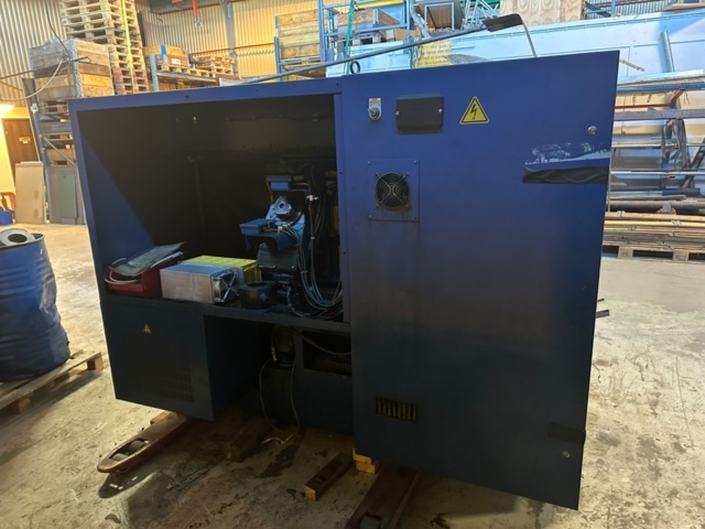 1256082-5 CNC svarv Femco Durga 15/25 - reservdelsmaskin