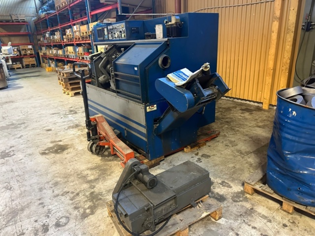 1256082-17 CNC svarv Femco Durga 15/25 - reservdelsmaskin