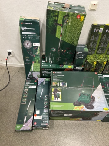 1436327-2 Trädgårdmaskiner 11 st - Parkside