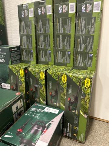 1436327-5 Trädgårdmaskiner 11 st - Parkside