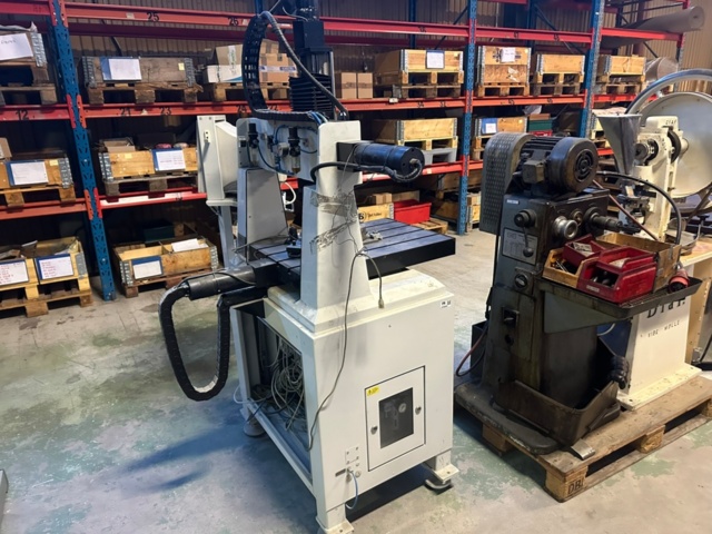 1256086-2 Gravyrfräsmaskin CNC Körner 832S / 500G