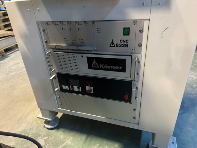 1256086-7 Gravyrfräsmaskin CNC Körner 832S / 500G