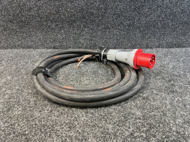 1447464-1 3-faskabel 63A, ca 8 meter