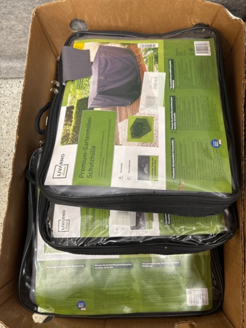 1436447-8 Samling med hem- och trädgårdsredskap