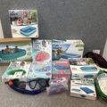 1436333-1 Lot of inflatable pools and swimming toys