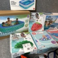 1436333-5 Lot of inflatable pools and swimming toys