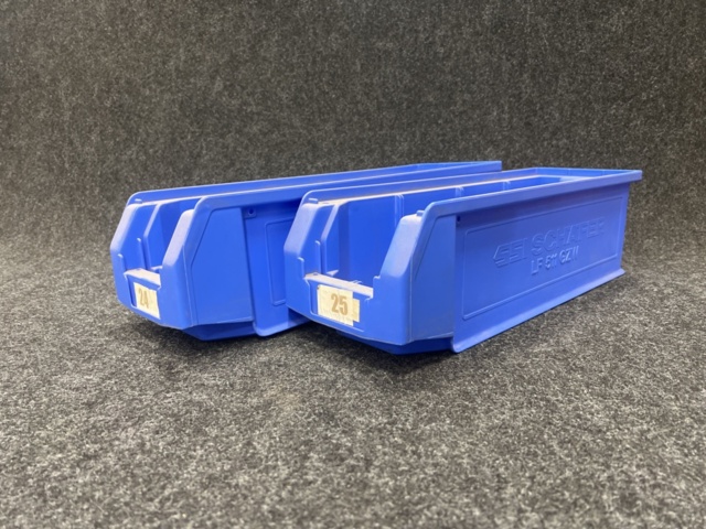 1447245-2 Ca 110 st Plastbackar