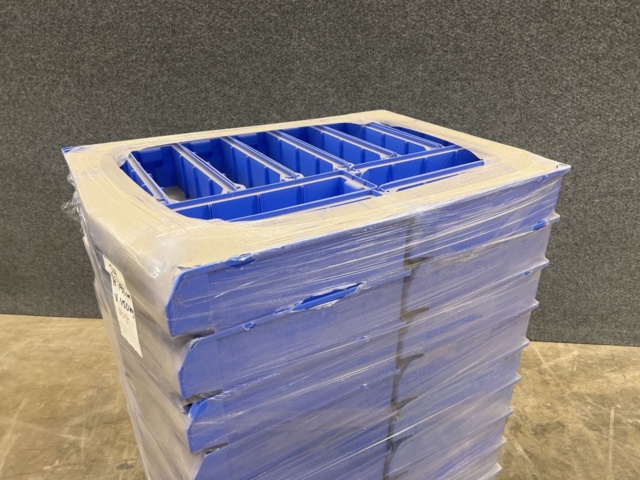 1447247-5 Ca 110 st Plastbackar