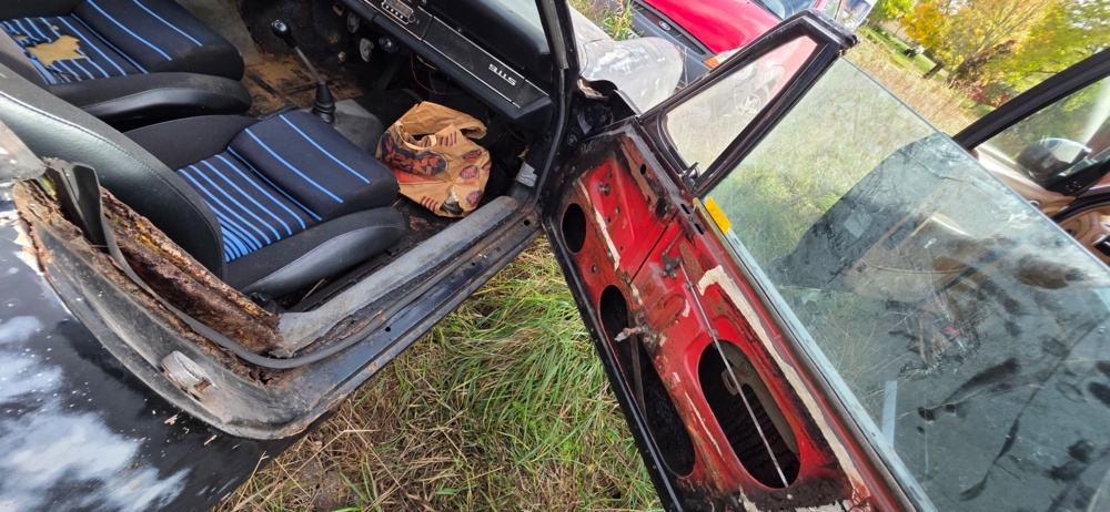 1320016-11 Porsche 911 S Targa Manuell, 170hk, 1969 (Reparationsobjekt)