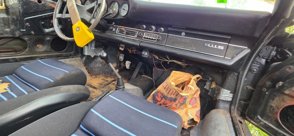 1320016-12 Porsche 911 S Targa Manuell, 170hk, 1969 (Reparationsobjekt)