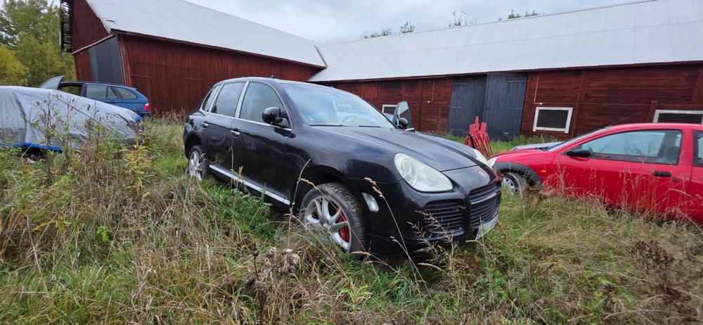 1320017-1 Porsche Cayenne Turbo TipTronic S, 450hp, 2004 (Repair item)