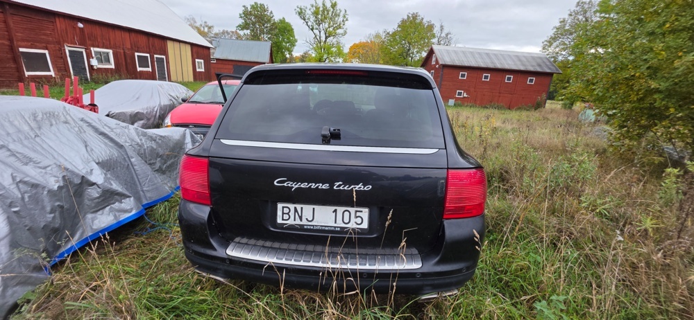 1320017-13 Porsche Cayenne Turbo TipTronic S, 450hp, 2004 (Repair item)