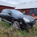 1320017-18 Porsche Cayenne Turbo TipTronic S, 450hp, 2004 (Repair item)