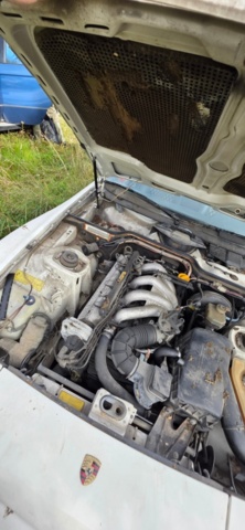 1320018-13 Porsche 944 Manuell, 163hk, 1983 (Reparationsobjekt)