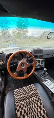 1320018-25 Porsche 944 Manuell, 163hk, 1983 (Reparationsobjekt)