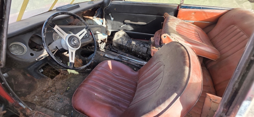 1320019-32 Alfa Romeo Giulia Sprint GT 1.6 Manual, 106hp, 1965 (Repair item)