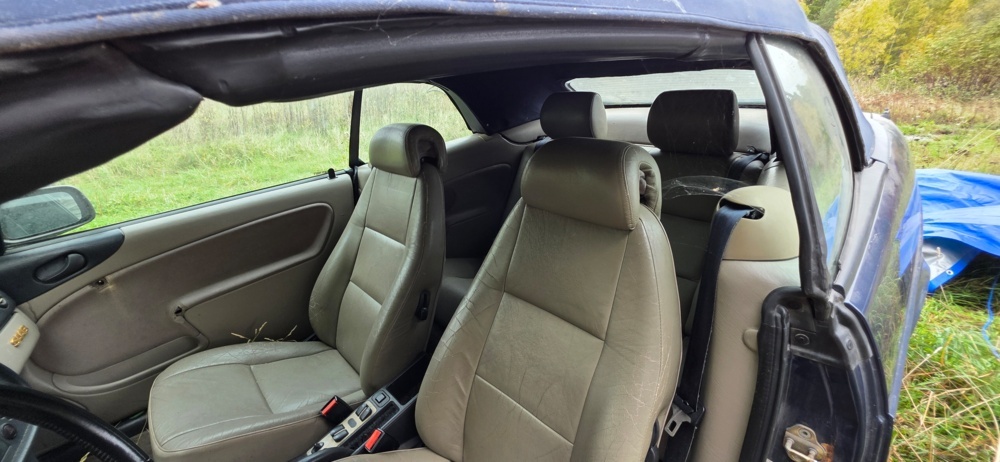 1320020-15 Saab 900 Cabriolet 2.0 Turbo Manual, 185hp, 1995 (Repair item)