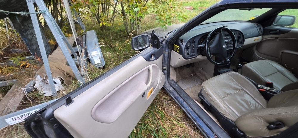 1320020-18 Saab 900 Cabriolet 2.0 Turbo Manual, 185hp, 1995 (Repair item)