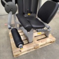 1448155-2 Bensträckningsmaskin, Technogym – justerbart säte, viktmagasin