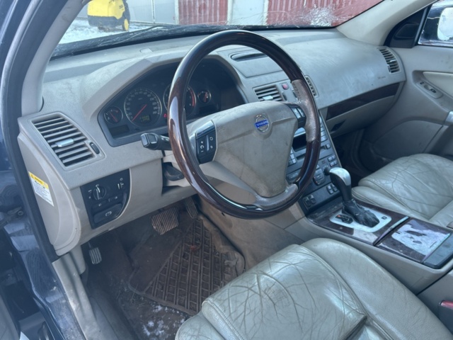 1429977-10 Volvo XC90 T6 AWD Automatic, 272hp -2003