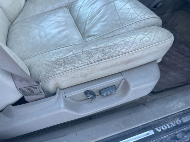 1429977-30 Volvo XC90 T6 AWD Automatic, 272hp -2003