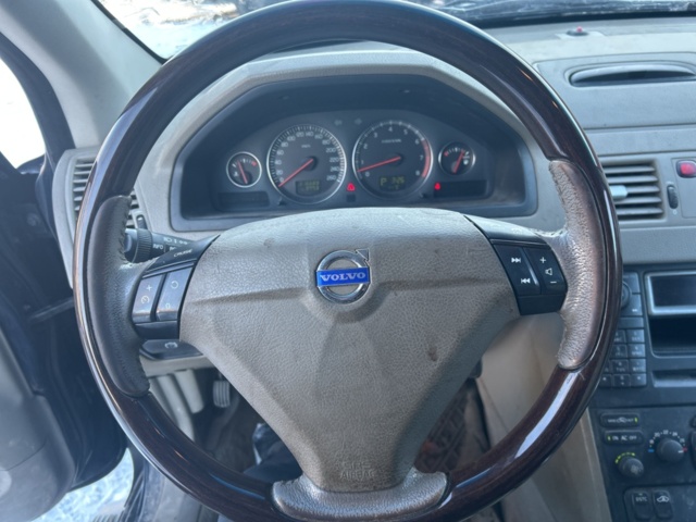 1429977-11 Volvo XC90 T6 AWD Automatic, 272hp -2003