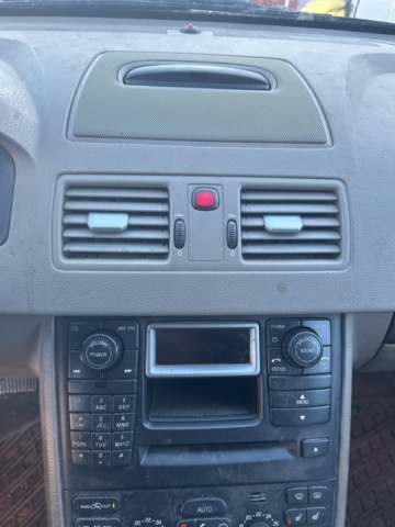 1429977-15 Volvo XC90 T6 AWD Automatic, 272hp -2003