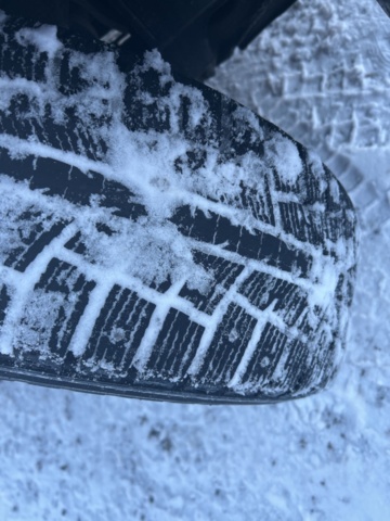 1429977-41 Volvo XC90 T6 AWD Automatic, 272hp -2003