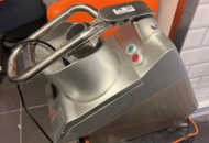 1420399 Vegetable cutter lacks tools