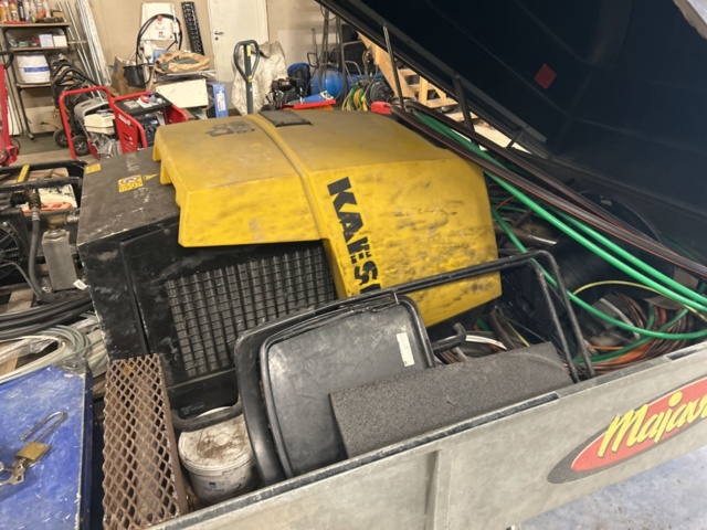 1429985-25 2 pcs Fiber blowing equipment incl. trailer and accessories - Majava M 5032 LJ -2018