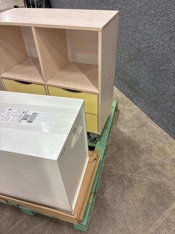 1448496-4 2 st hurtsar